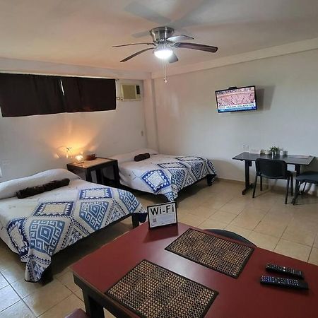 Depab Privado, Centrico,Wifi 80 Mb ,Aire Acondicionado ,Cocina, Cochera Techada, Ciudad Valles Eksteriør bilde
