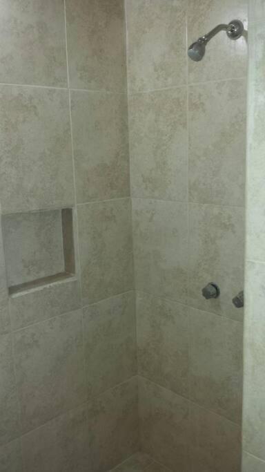 Depab Privado, Centrico,Wifi 80 Mb ,Aire Acondicionado ,Cocina, Cochera Techada, Ciudad Valles Eksteriør bilde